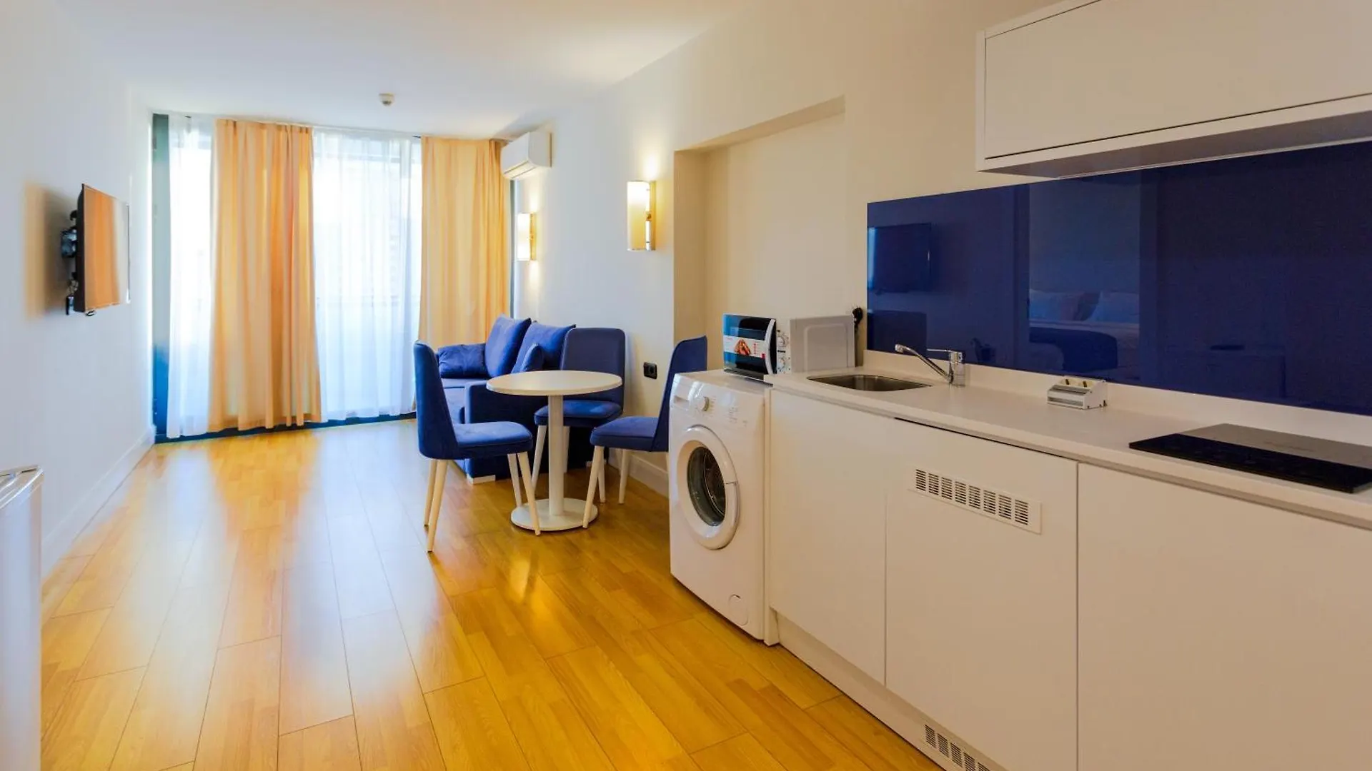 Seasonal - Beautiful Apartments Near The Sea - Orbi City N2 Batumi 0*,  Georgia