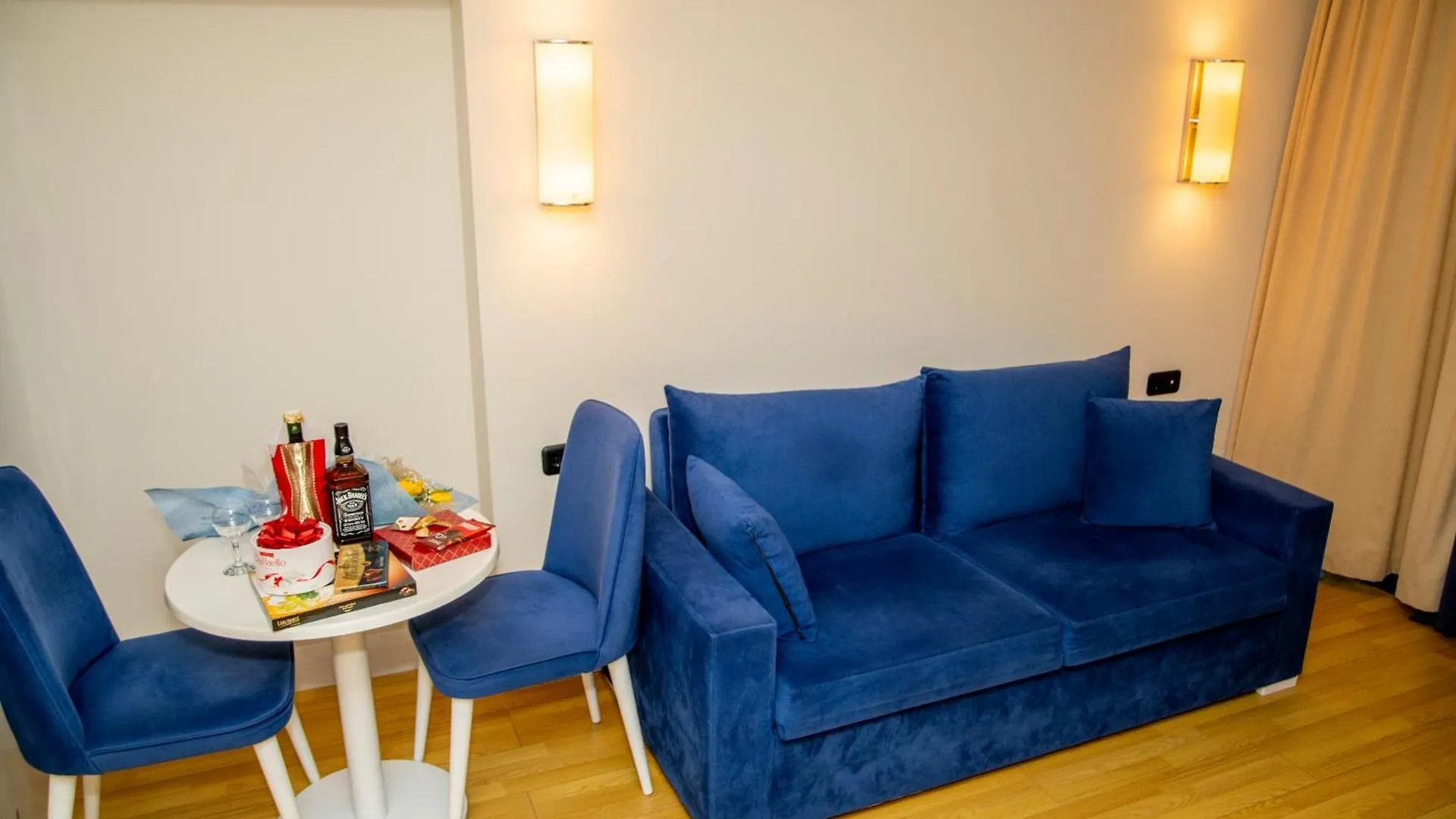 Aparthotel Seasonal - Beautiful Apartments Near The Sea - Orbi City N2 Batumi