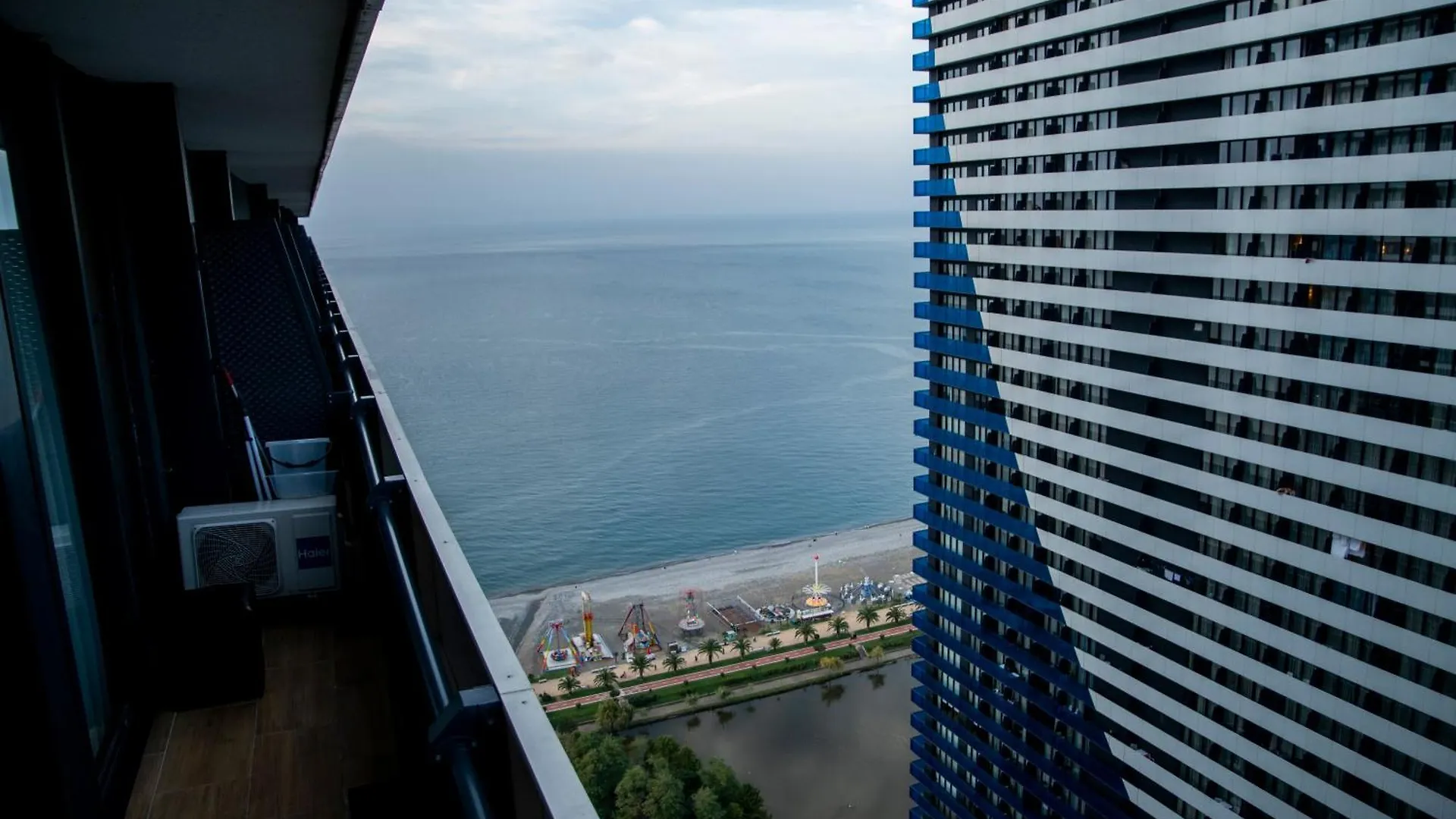 Seasonal - Beautiful Apartments Near The Sea - Orbi City N2 Batumi 0*,