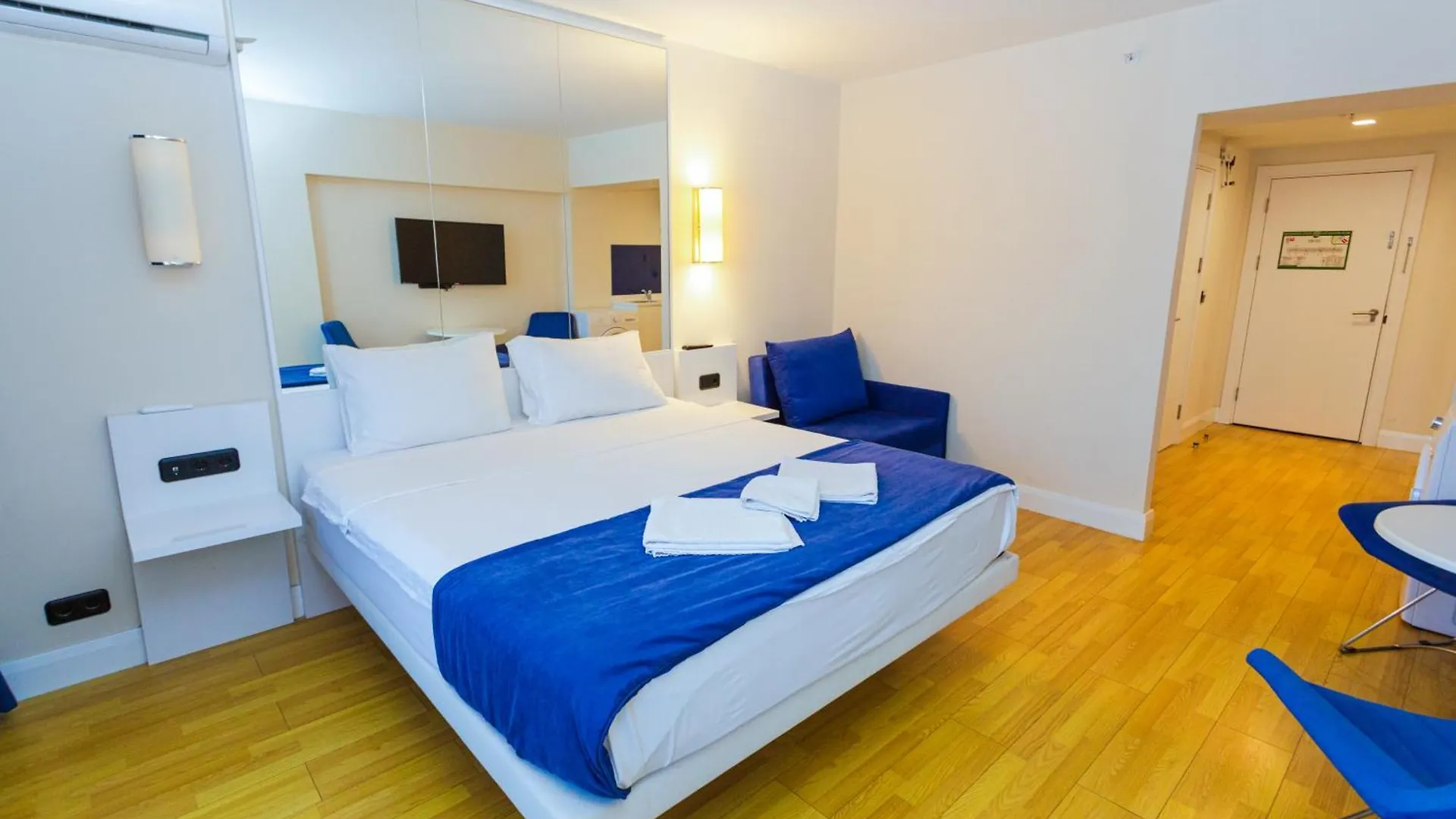 Aparthotel Seasonal - Beautiful Apartments Near The Sea - Orbi City N2 Batumi